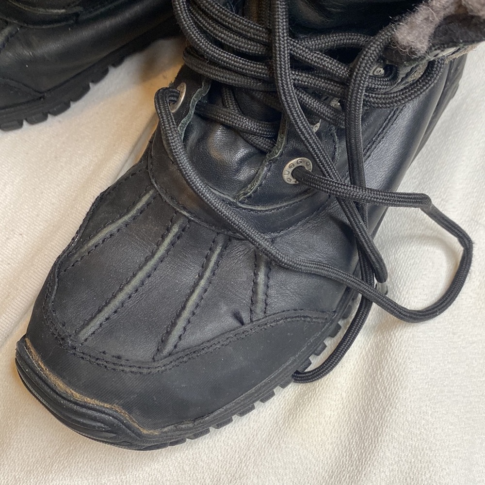 Boots - Picture 6 of 7
